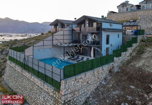 Kumluova'da İlkon'dan Satılık Eşyalı Havuzlu 4+1 Lüks Villa