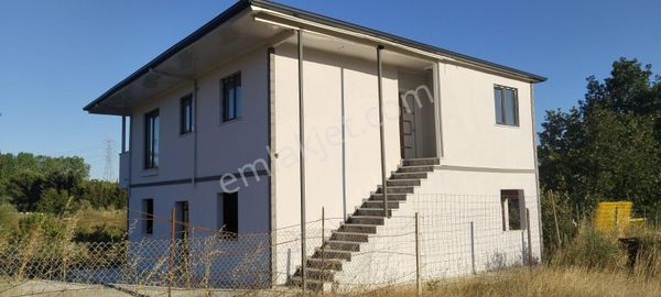 Kaçmaz Fırsat Gebze Denizlide 3+1 Evli 500 M2 Kesintileri Bitmiş