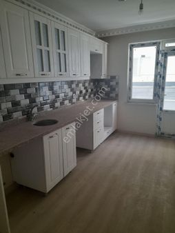 Lüleburgaz Yeni Mah. Kiralık 3+1 3.kat Sıfır Daire