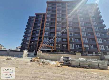 Uysal Armonia Sitesinde Havuz Cepheli 1+1 Satılık Daire