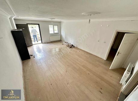 Emlakyumdan Yenice Mah.2+1 Giriş Kat Fırsat Daire