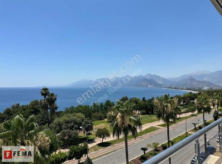 Harika Deniz Manzaralı Satılık 3+1 Daire - For Sale