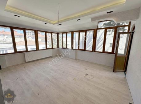 Binevler'de Tramvaya Yürüme Mesafesinde Geniş 3+1 Daire Fırsatı