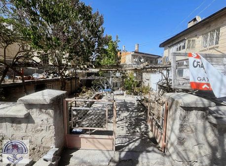 Ürgüp Dauyeri Mah.de Merkezde 417 M2 Satılık 2 Katlı Bina Arsası