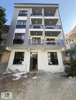 Özbay Gayrimenkul'den / İstasyon Mah'de Satılık 1+1 Lüks Daire