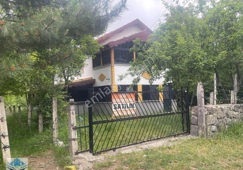 Elit Gayrimenkulden Tokat Niksar Çamiçi Yaylasında Satılık Villa