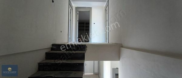 *katre Mogan Villaları*sıfır 5+1 260 M2 Net Kullanım Full Yapılı