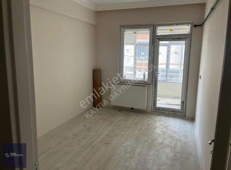 Yeşilhisar Çarşı Merkezde Sıfır 2+1 Kombili Satılık Daire