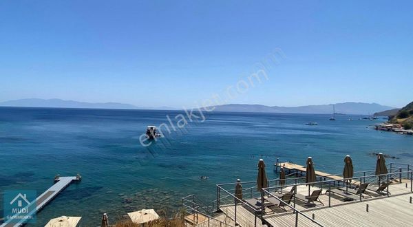 Bodrum Bağla Denize Sıfır,en Ön Sırada Satılık 4+1 Lüks Villa