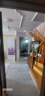 Dikili İsmetpasa Sanayi Civarında Klima 3+1 Dublex Daire Satılık