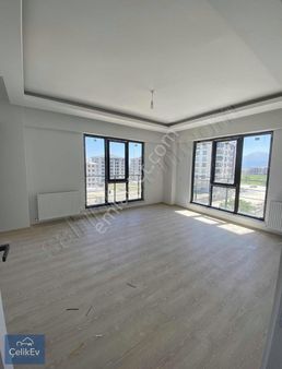 Çelikev Gayrimenkul'den Deregümü'de Sıfır 140m2 2+1 Daireler