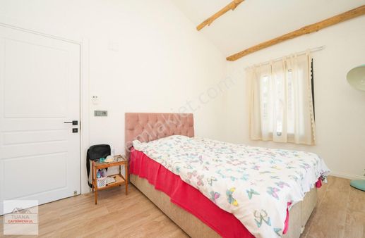 Tuama Gayrimenkul'den Gülpınar'da Tam Müstakil Villa