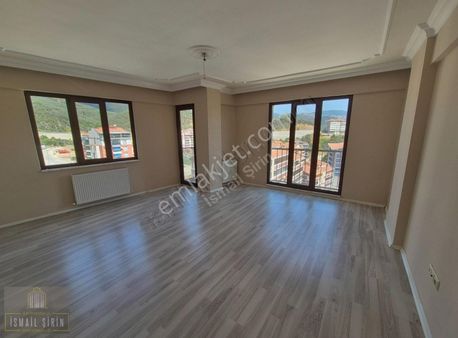 İsmail Şirinden Çukurbahçede Bakımlı 3+1 Köşe Daire