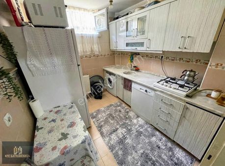 Efe Gayrimenkul'den Caddeye Yakın Masrafsız Daire!!!!!!