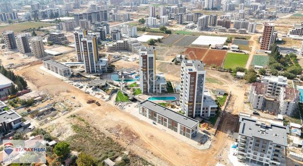 Altıntaş' Da Donanımlı Sitede Deniz Manzaralı Oturuma Hazır 2+1