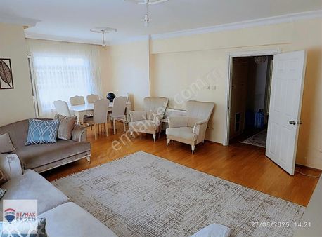 Sera Kent Sitesin De Kat Mülkiyetli 3+1 Arakat