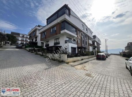 Remax'dan Kadıköy De Satılık 4+1 Site İçi Deniz Manzaralı Daire