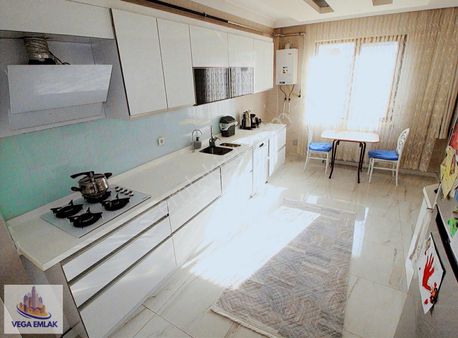 Vega Emlaktan Güneşevler Merkezi Lokasyon 4+1 Kupon Site Dairesi