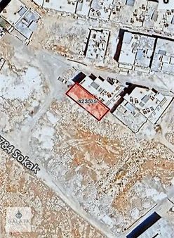 Galata'dan Eyyübiye Osmanlı Mahallesinde İmarlı Satılık Arsa