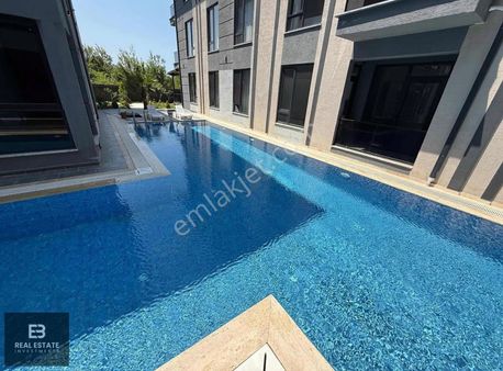 Sakarya Karasu'da 2+1 Havuzlu Güvenlikli Site Satılık Daire