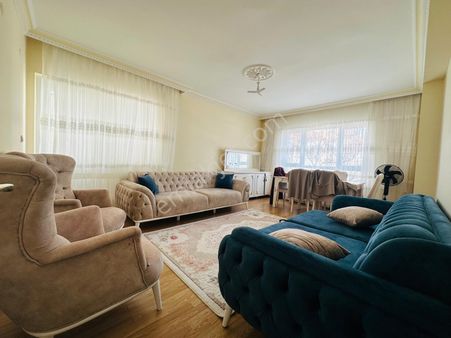 Uygun Emlak'tan█pursaklar Merkez'de Uygunfiyatlı 2.kat 3+1 125m²