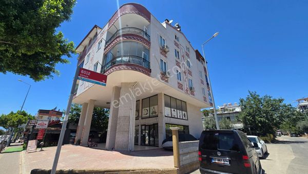 Kepez Teomanpaşa Caddesinde 3 Katlı 240m2 Satılık İşyeri