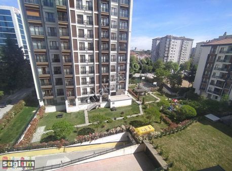 Sağlam'dan Kozyatagı Metronun Yanıbaşında Genç Binada 3+1