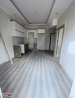 Atatürk Caddesinde Sıfır 4.katta Çarşı İçi Takaslı Ferah Daire