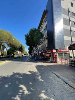 Safir Gayrimenkulden Satılık İsabeylide 1+1 Cadde Üzeri Fırsatttt