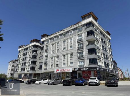 Worldland'dan Tepe Cadde Üzerinde 3+1 145m2 Lüks Daire !!!