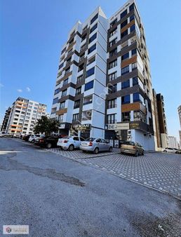 Yatay Mimari 3 Yıllık Bina Geniş Kullanımlı Lüks Satılık Daire