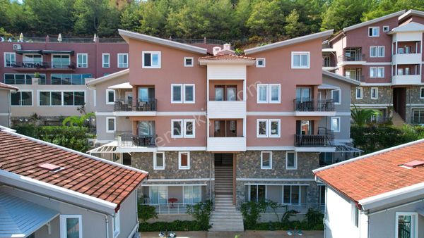 Goldhouse Dan Satılık Site İçerisinde 2+1 Teraslı Daire