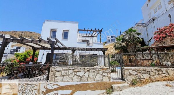 Turgutreis Kadıkalesinde Kapanmaz Manzaralı, Havuzlu Müstakil