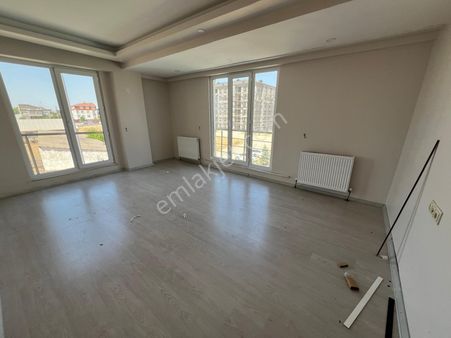 Berrak Gayrimenkul'den Hatip Mah. 2+1 Masrafsız Kiralık Daire!!!