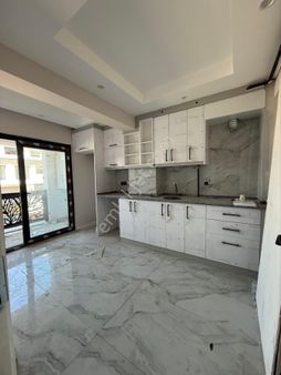 Redstone İdol Gayrimenkul‘den Gültepe‘de 2 + 0 Kiralık Daire