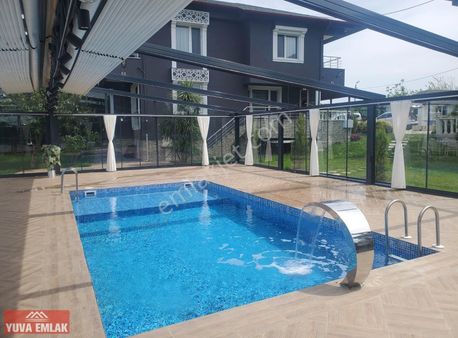 Başakşehir Şamlar Özel Göl Orman Manzaralı 3 Adet Satılık Villa