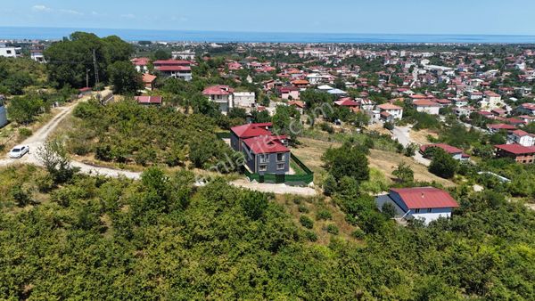 Re/max Maviden Deniz Manzaralı %25 Üç Kat İmarlı Villalık Arsa