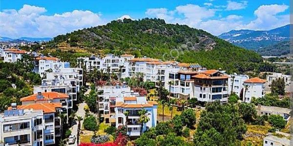 Konaklı Mahallesinde Satılık 2+1 Site İçi Daire