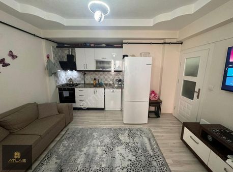 Atlas Emlak'tan Karşıyaka Mah. 1+1 Satılık Geniş Daire