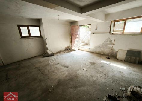 Etimesgut Merkez 30 Ağustos Mah 100 M2 Depo Elektrik Su Wc Var