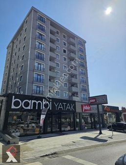 Caddeüstü Sitede Deniz Manzaralı