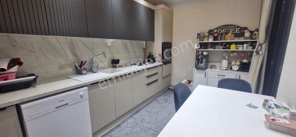 Hamidiye De 3+1 Lüx Daire