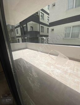 İgs Camisine Yakın Konumda 1+1 2+1 Satılık Bahçe Katları