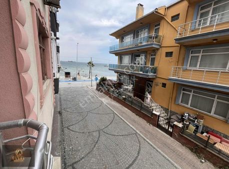 Ata Gayrimenkul,den Sahilde 2+1 Yaz Kış Kalınabilecek Daire