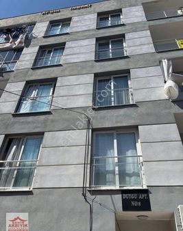 Bayraklı 100 Yıl İlköğretim Yakını 2+1 Kapalı Mutfak 80m2