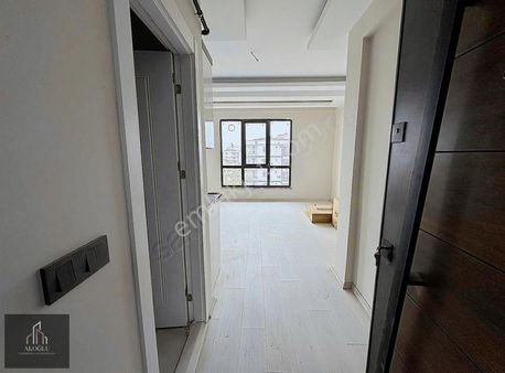 İncesu'da Ulaşıma Yakın Deniz Manzaralı 1+1 Satılık Daire