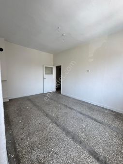 Ofiste 3+1 Satılık Daire