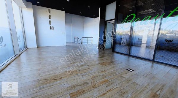 Yeni Sahra Metro Çıkışı Golden Plaza Da Kiralık Dükkan - Mağaza