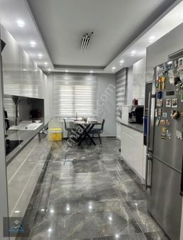 Mavi Bulvar Yeşilyurt'ta Satılık 4+1 Lüks Geniş Daire