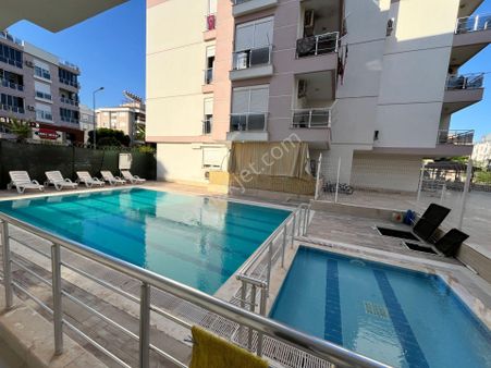 Yüzme Havuzlu, Kapalı Otoparklı Site İçinde Masrafsız 2+1